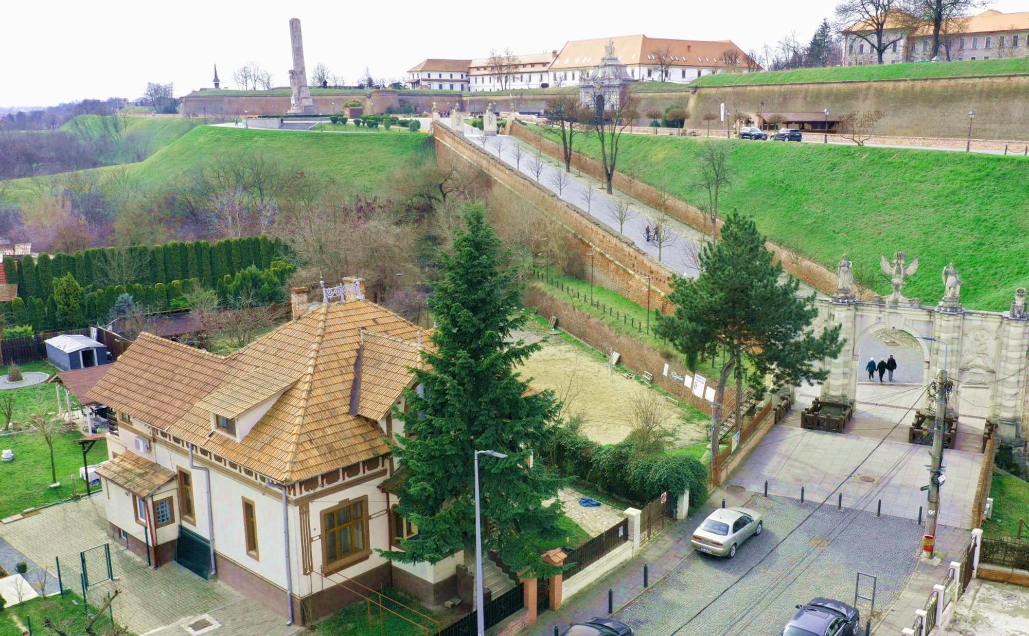 La Poarta Cetatii Villa Alba Iulia Exterior photo